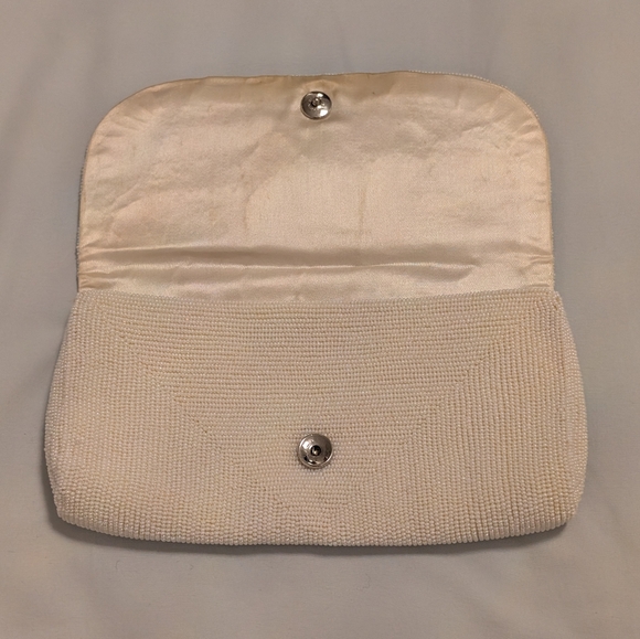 Vintage 1950s–60s Hand-Beaded Pastel Pearl Clutch – Bridal, Cocktail, Formal - Picture 4 of 14